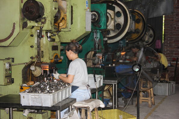 (GuangDong)Foshan Winsco Metal Products Co., Ltd. خط إنتاج المصنع
