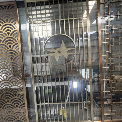 قسم الشاشة المعمارية الفولاذ المقاوم للصدأ مخصص مقسم الجدار المعدني