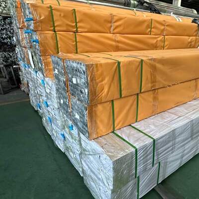 أنابيب مربعة ومستطيلة من الفولاذ المقاوم للصدأ بأبعاد 10 × 10 مم إلى 200 × 200 مم بسماكة جدار 1.5-5.0 مم للبناء والدرابزين