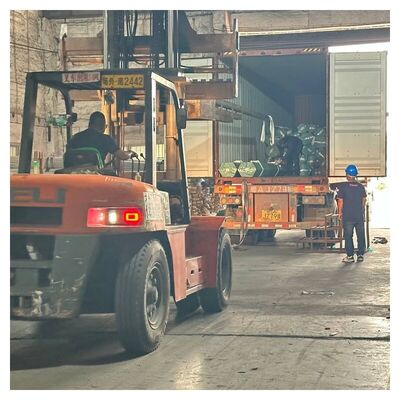 3'' OD 1.2mm-5.0mm سمك الأنابيب المستديرة غير المقاومة للصدأ SUS 201 304 316 مرآة ساتين النهاية 76.2mm أنابيب الفولاذ المقاوم للصدأ